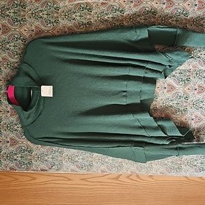 Free people Small green thumb hole long-sleeved
